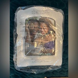 NWT Lenox Opal Innocence ‘Love is Patient’ 8”x10” Frame